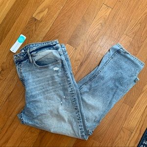 NWT Vigoss Slim Straight faded jeans